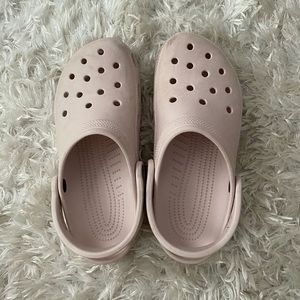 baby pink crocs - LIKE NEW